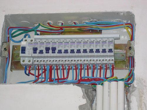 麻城水電維修_電工維修_電路故障維修-- 麻城誠信水電維修安裝公司