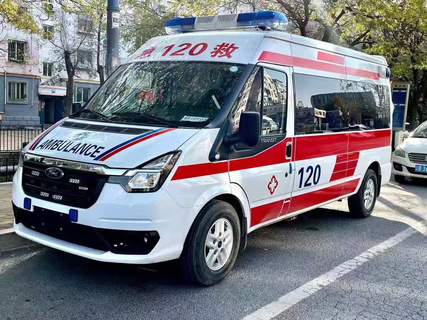 德陽救護車出租滿足市民出行和醫(yī)療急救需求-- 四川有愛救護車出租轉運中心