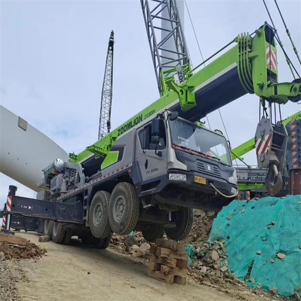 益陽吊車出租施工需要注意的天氣要求-- 益陽市巨科工程機械租賃有限公司