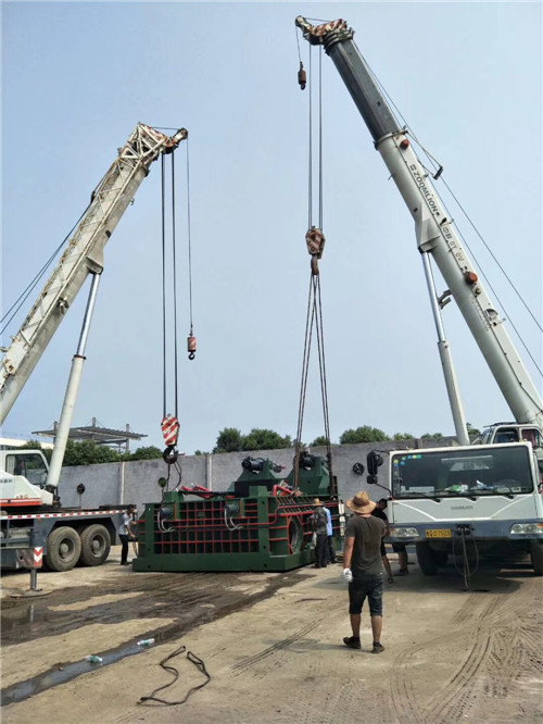 通化吊車出租：助力城市建設的得力助手-- 通化市弘遠吊車出租公司