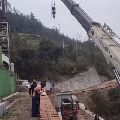 吊車吊運物品放置位置偏差造成返工，