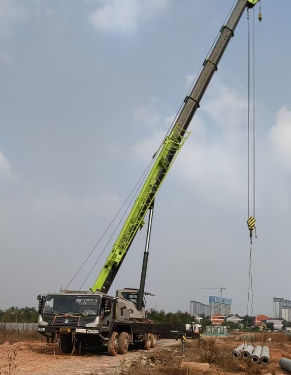 葫蘆島市建筑工地吊運難？專業吊車出租來幫忙！-- 葫蘆島巨力吊裝設備搬運服務中心