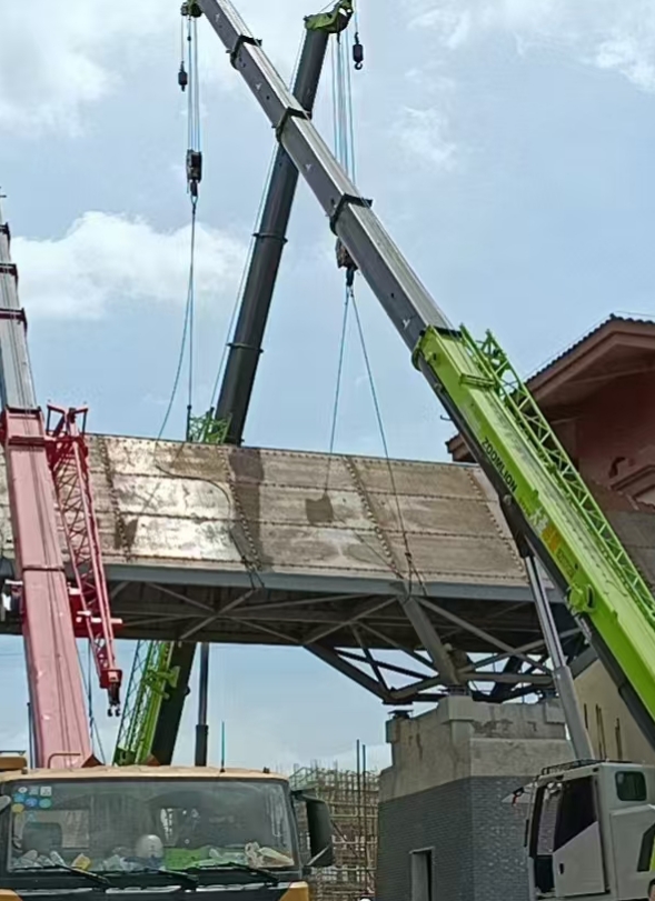 阿勒泰租用吊車，遇到當地特殊的民族節日租賃服務會受影響嗎？-- 阿勒泰富蘊吊車出租設備搬運服務中心